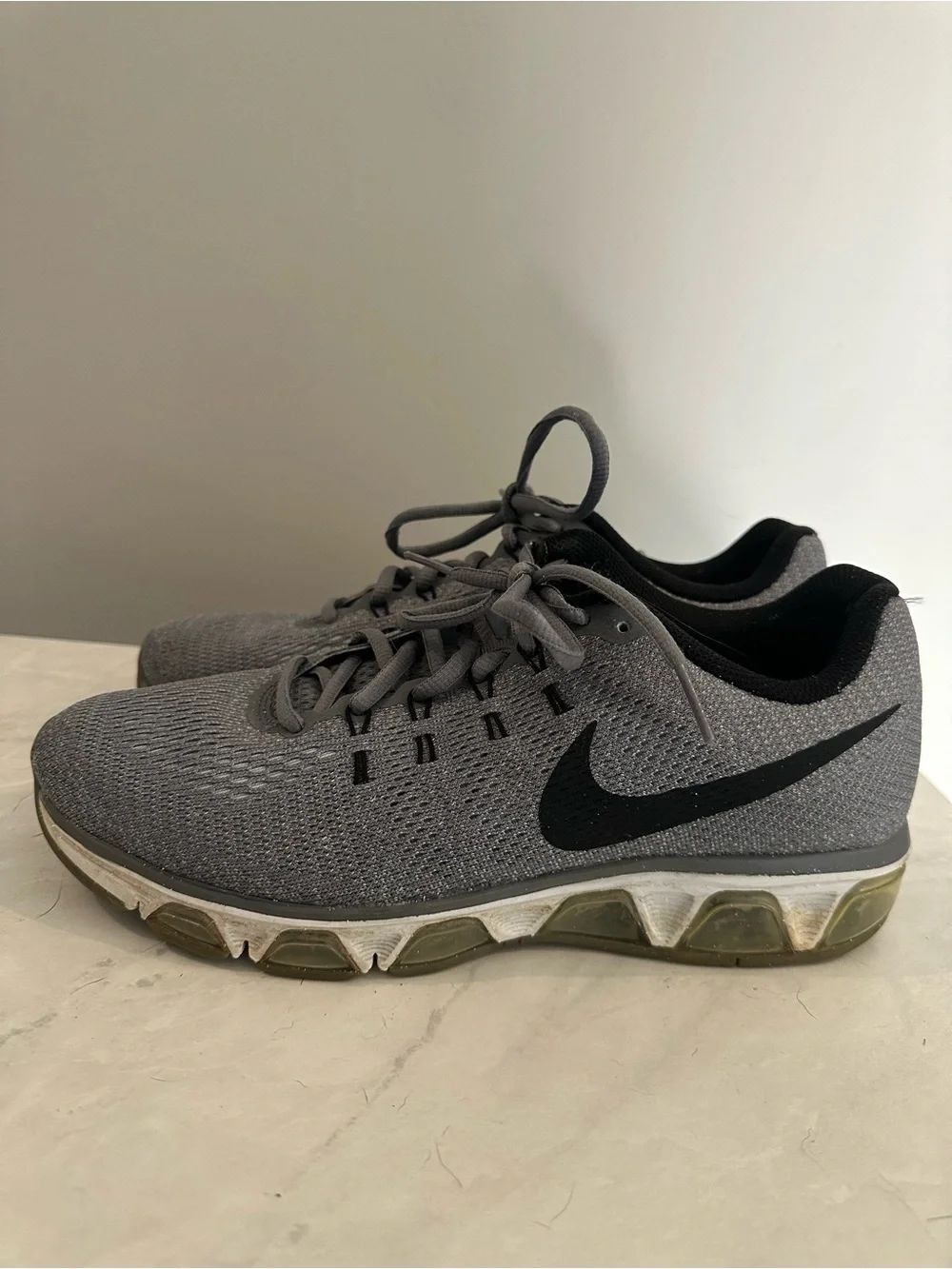 Nike Air Max Tailwind 8 Running Shoes – Men’s Size 9